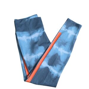 Nike Women's Medium DriFIT One Luxe Mid-Rise Printed Training Leggings